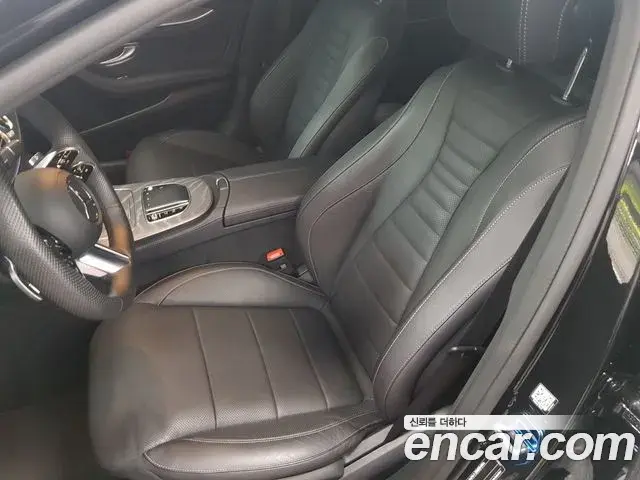 Mercedes-Benz E-Class 2022 — Şəkil 17/18