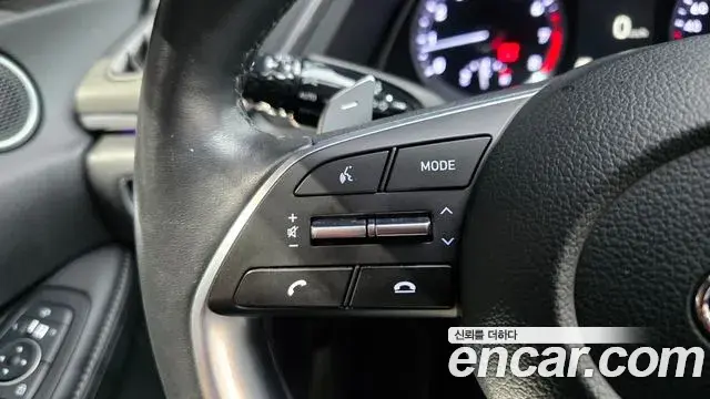Hyundai Sonata Hybrid 2021 — Photo 11/30
