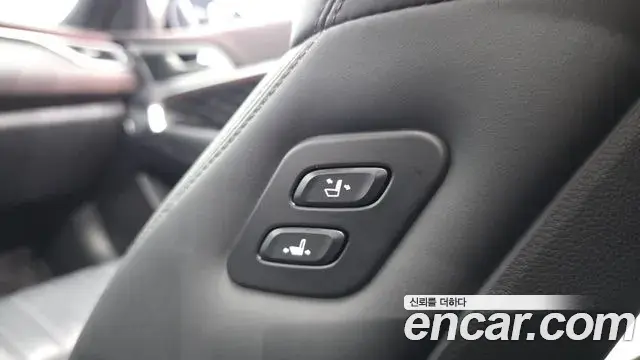 Genesis G70 2018 — Photo 8/35