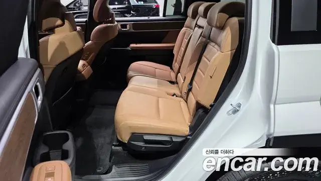 Hyundai Santa Fe 2024 — ფოტო 22/35