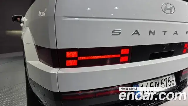 Hyundai Santa Fe 2024 — ფოტო 4/35
