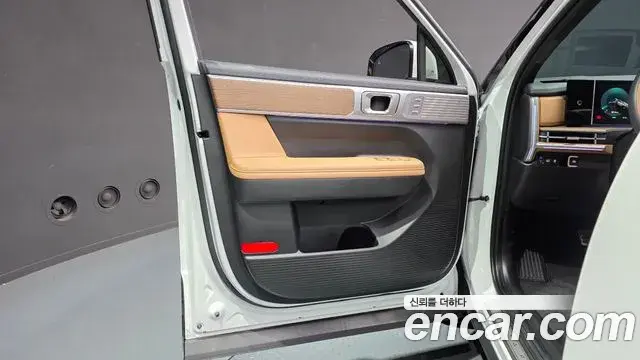 Hyundai Santa Fe 2024 — ფოტო 32/35