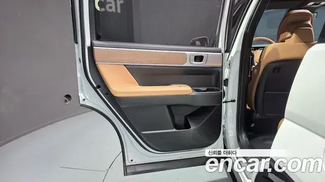 Hyundai Santa Fe 2024 — ფოტო 7/35
