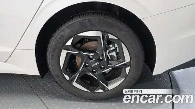 Kia K5 2025 — Şəkil 4/31