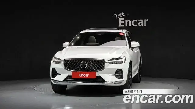 Volvo XC60 2025 — Photo 12/31
