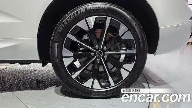 Volvo XC60 2025 — Photo 25/31