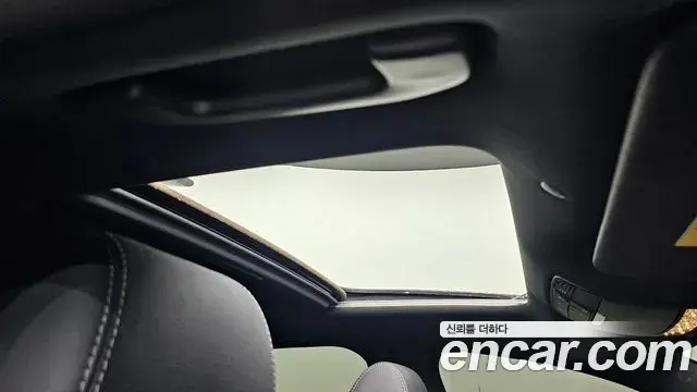 Mercedes-Benz E-Class 2022 — ფოტო 7/34