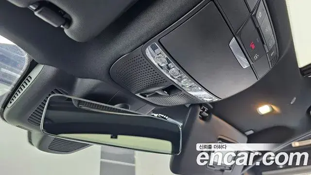 Mercedes-Benz E-Class 2022 — ფოტო 26/34
