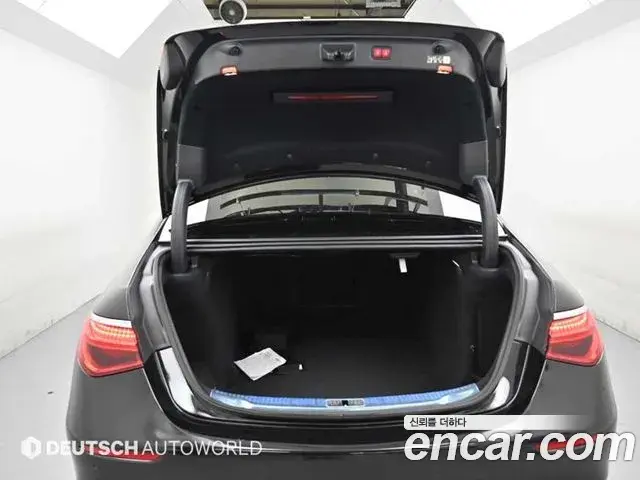 Mercedes-Benz S-Class 2025 — ფოტო 2/20
