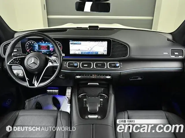 Mercedes-Benz GLS-Class 2025 — Photo 8/20