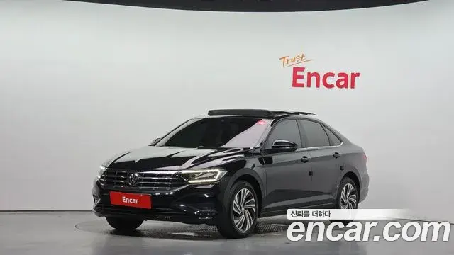 Volkswagen Jetta 2021 — Photo 2/35