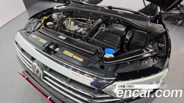 Volkswagen Jetta 2021 — Photo 15/35