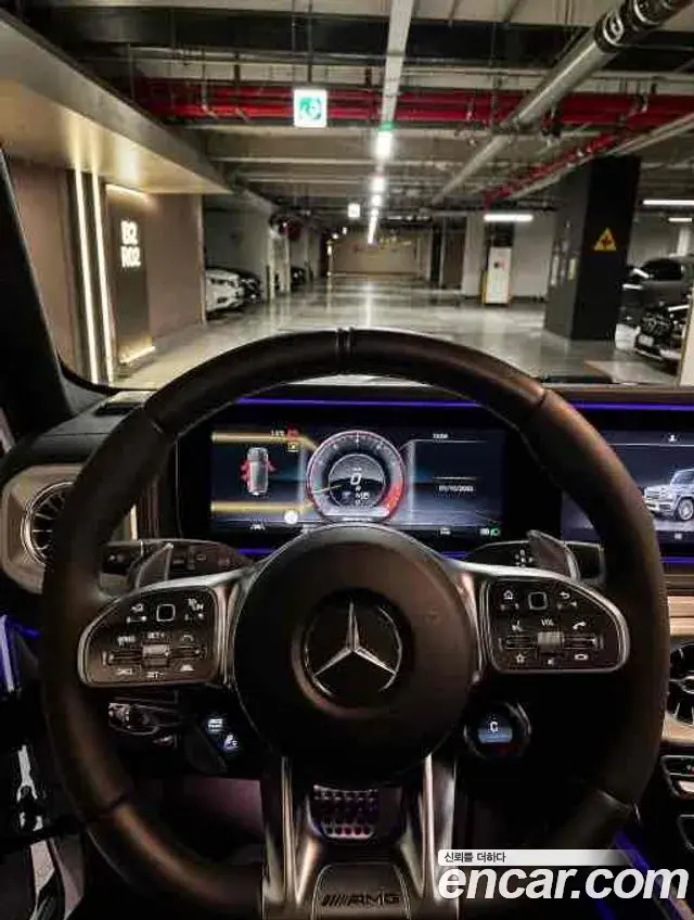 Mercedes-Benz G-Class 2024 — Photo 7/13