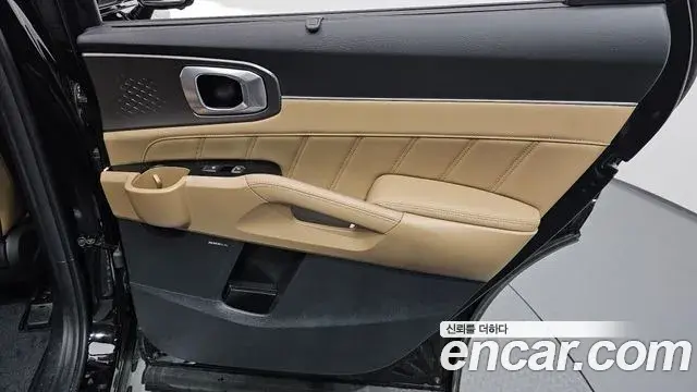 Kia Sorento 2024 — ფოტო 12/34