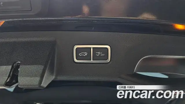 Kia Sorento 2024 — ფოტო 27/34
