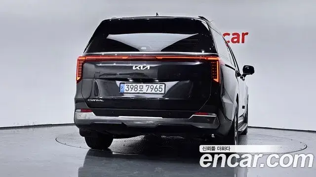 Kia Carnival 2024 — ფოტო 26/35