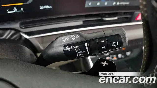 Kia Carnival 2024 — ფოტო 17/35