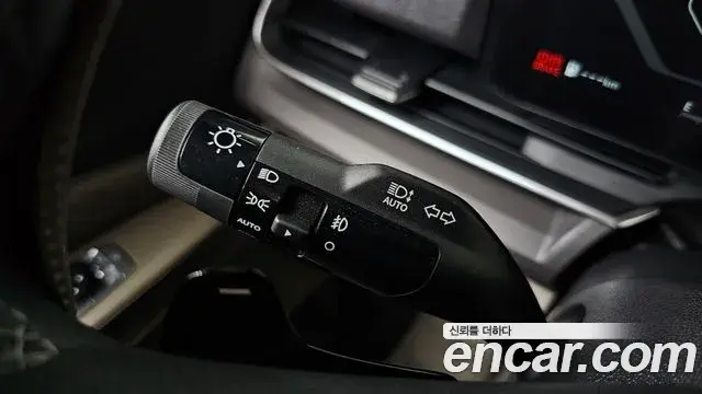 Kia Carnival 2024 — ფოტო 35/35