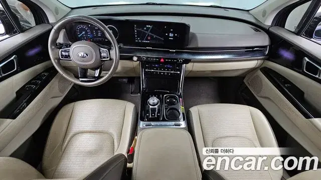Kia Carnival 2021 — Şəkil 25/37