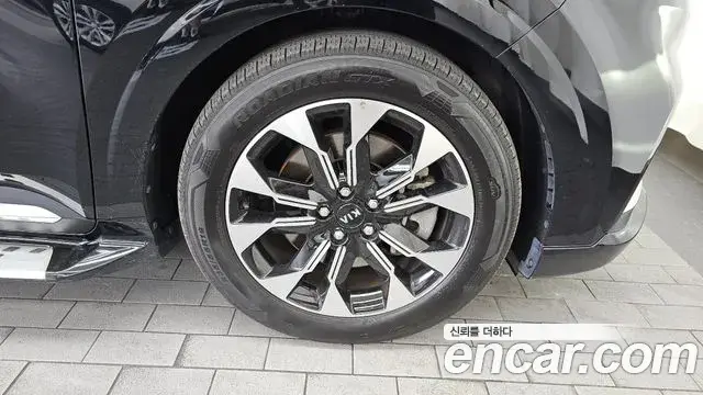 Kia Carnival 2021 — Şəkil 12/37