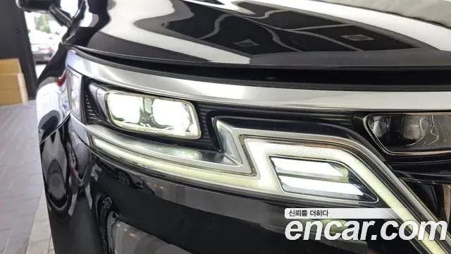 Kia Carnival 2021 — Şəkil 20/37
