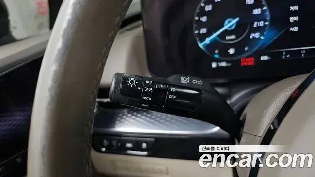 Kia Carnival 2021 — Şəkil 6/37