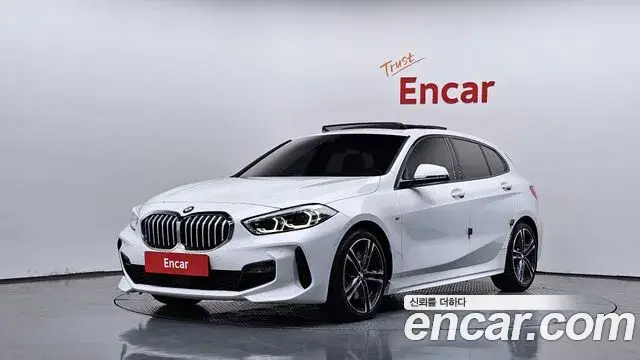 BMW 1 Series 2023 — Фото 1/20