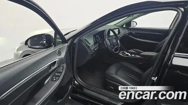 Hyundai Sonata 2022 — Фото 9/20