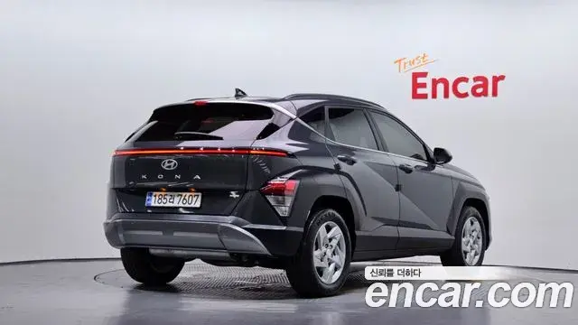 Hyundai Kona 2024 — Фото 2/20