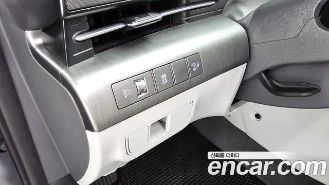 Hyundai Kona 2024 — Фото 19/20