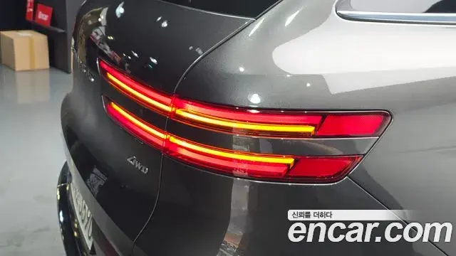 Genesis GV70 2024 — ფოტო 9/33