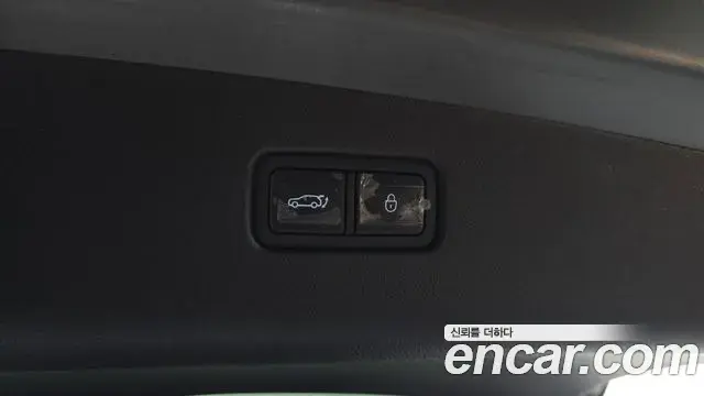 Genesis GV70 2024 — ფოტო 15/33