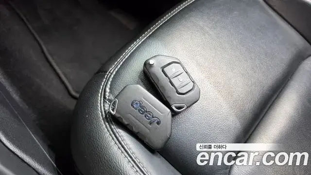 Jeep Wrangler 2021 — Photo 20/29