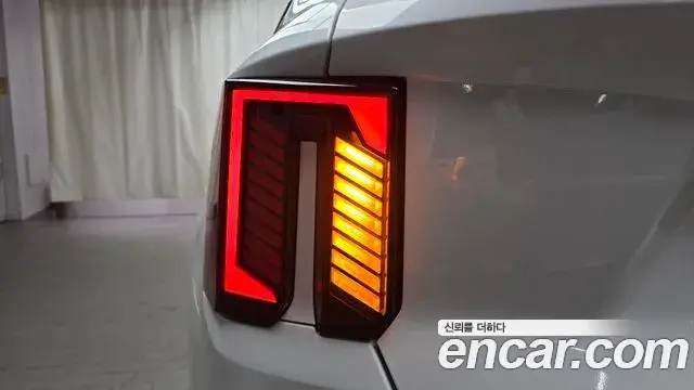 Kia Sorento 2024 — Şəkil 21/39
