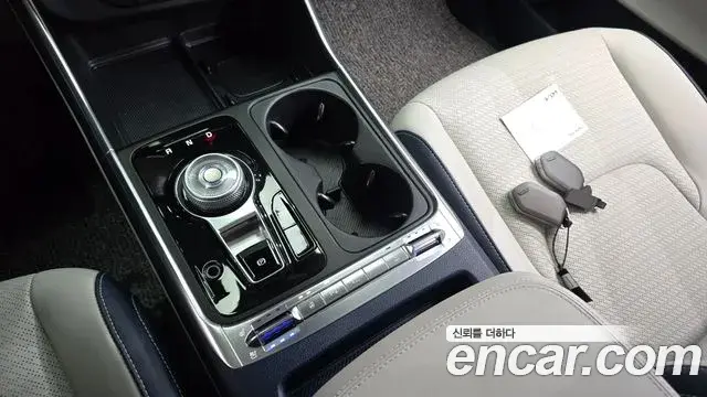 Kia Carnival 2024 — Photo 11/32