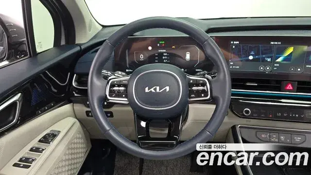 Kia Carnival 2024 — Photo 6/32