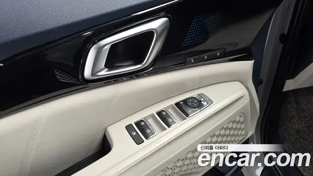 Kia Carnival 2024 — Photo 23/32
