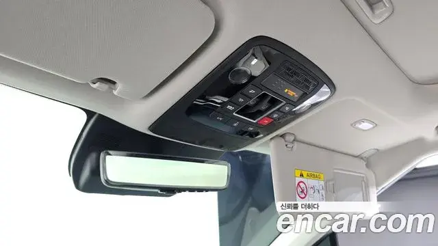 Kia Carnival 2024 — Photo 4/32