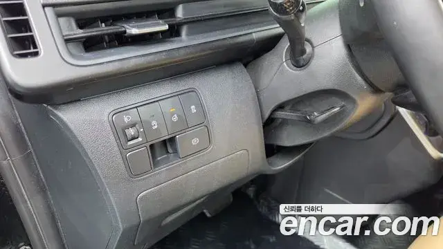 Hyundai Staria 2023 — Фото 18/20