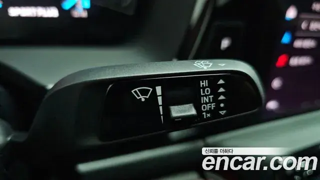 Porsche Panamera 2025 — ფოტო 29/39