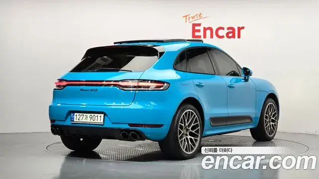 Porsche Macan 2021 — Şəkil 28/32