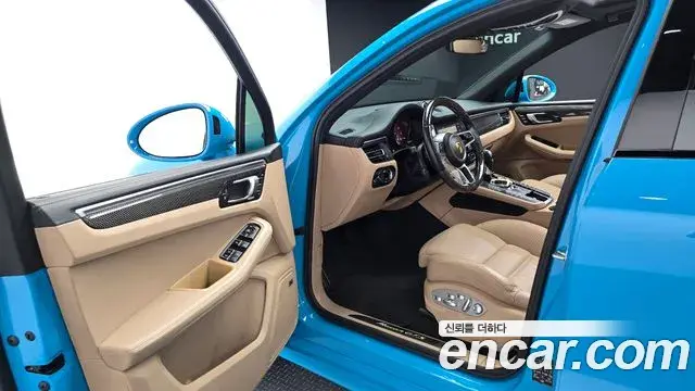 Porsche Macan 2021 — Şəkil 13/32