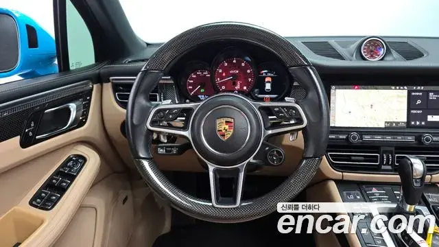 Porsche Macan 2021 — Şəkil 10/32