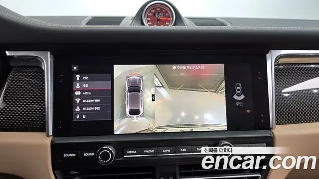 Porsche Macan 2021 — Şəkil 18/32