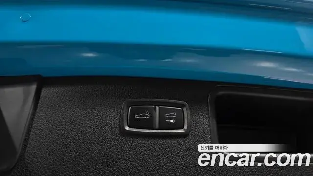 Porsche Macan 2021 — Şəkil 9/32