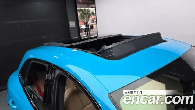 Porsche Macan 2021 — Şəkil 31/32