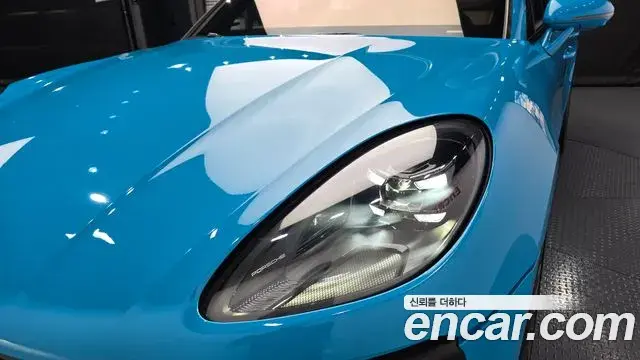 Porsche Macan 2021 — Şəkil 12/32