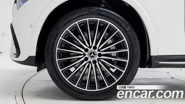 Mercedes-Benz GLC-Class 2025 — ფოტო 9/19