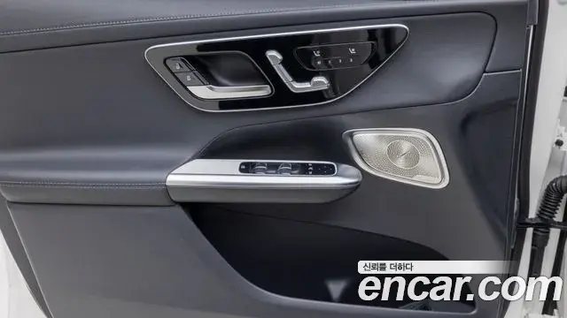Mercedes-Benz GLC-Class 2025 — ფოტო 7/19