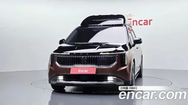 Kia Carnival 2024 — Şəkil 3/39